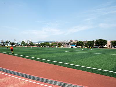 서산중앙고등학교 운동장 썸네일 이미지